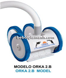 Robot vệ sinh bốn bánh